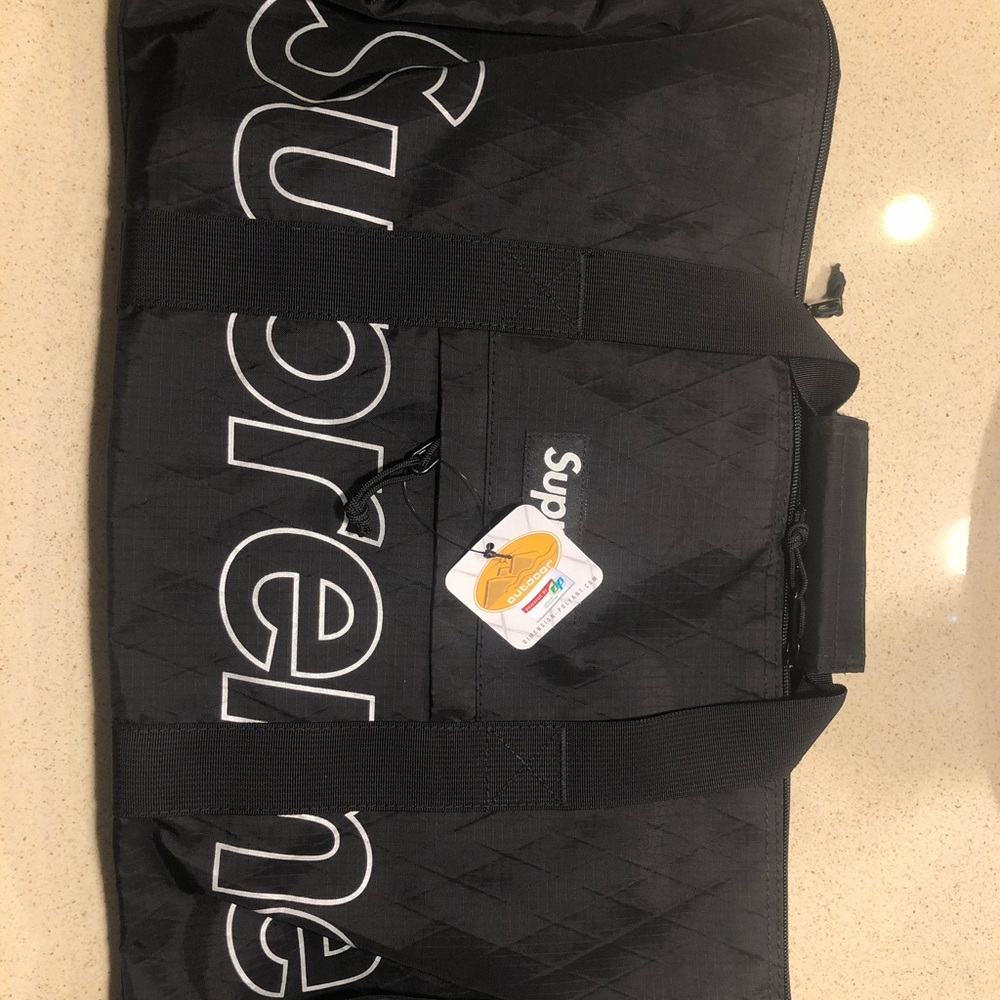 Supreme Duffle bag Black